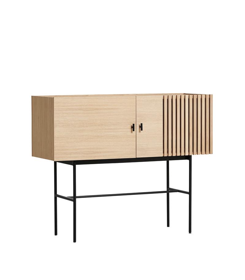 Elegant Egetræ 120 Skænk - Geometrisk Design til Dit Hjem